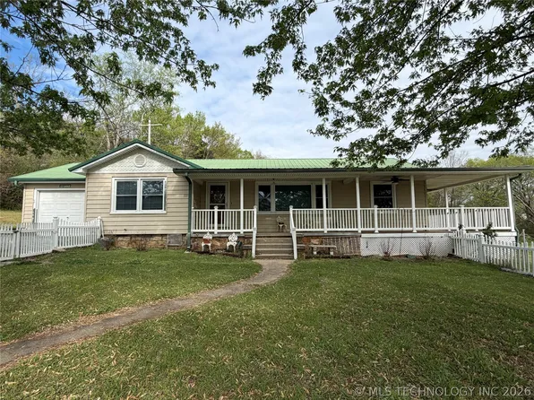 306 NE 4th St, Wilburton, OK 74578