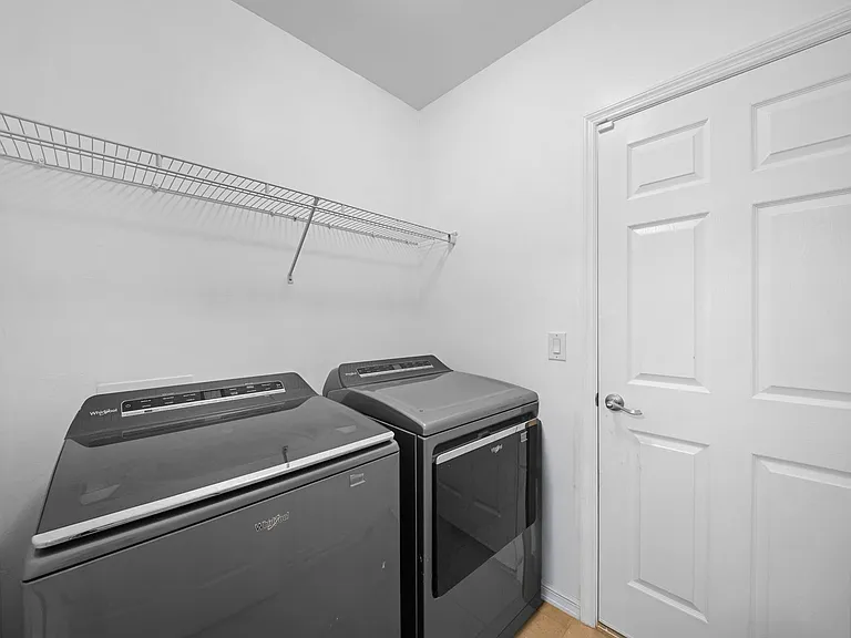 10464 Canal Brook Ln — Photo 15
