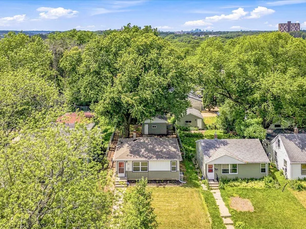285 Hazelwood St, Saint Paul, MN 55106