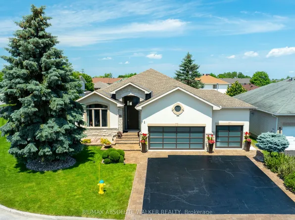667 Everlasting Cres, Ottawa, ON K4A 0K3