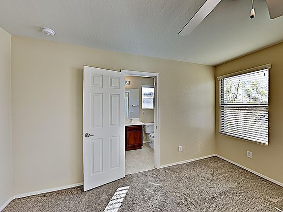 5th image of 3022 N Daisy Dr