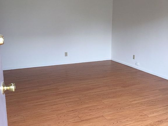 5th image of 319 San Marcos St APT A