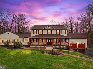 11547 Gunner Ct, Woodbridge, VA