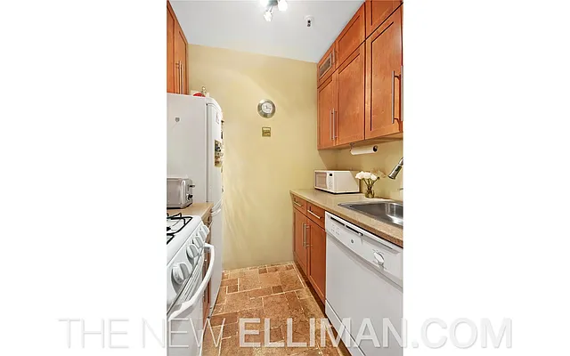 Sold by Douglas Elliman | media 5