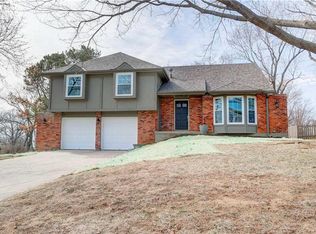 6644 Central St, Shawnee, KS 66217