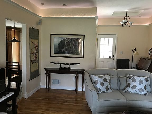 LR (next to kitchen)