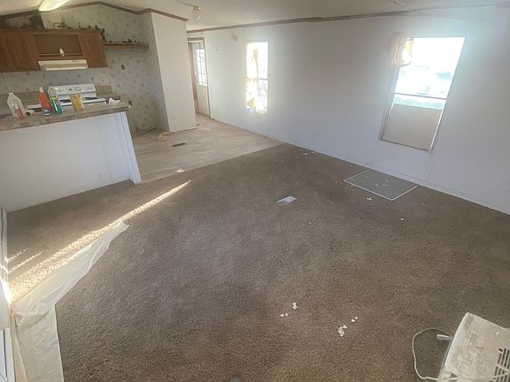 4th image of 2319 NW 13th Ave