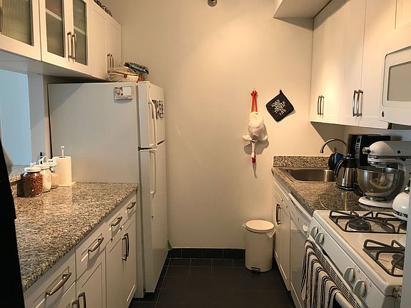 3rd image of 55 W End Ave APT 9H