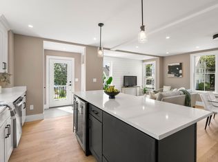 71 Whites Ave #71, Watertown, MA 02472