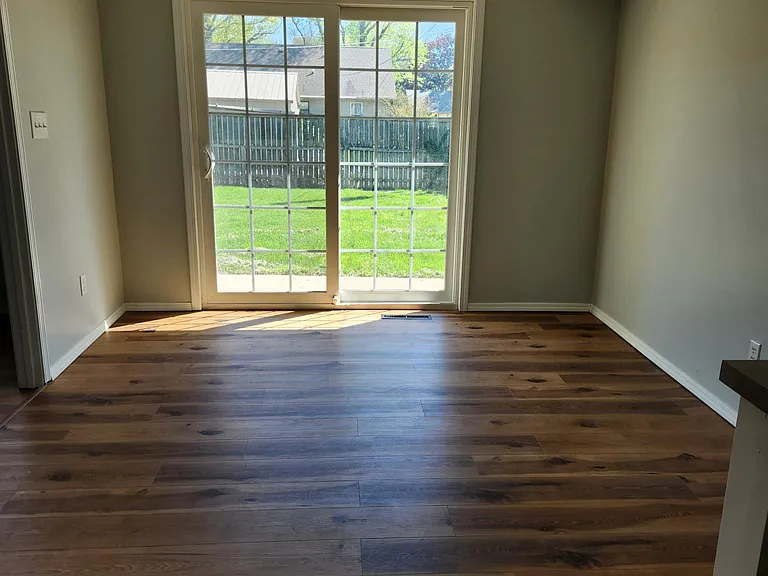 1106 W Wayland St — Photo 13