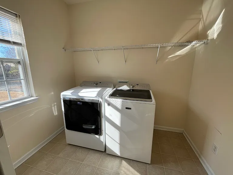 2130 Blue Iris Dr — Photo 12