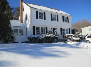 37 Earle St, Norwood, MA 02062