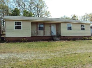 8163 Highway 11, Campobello, SC 29322