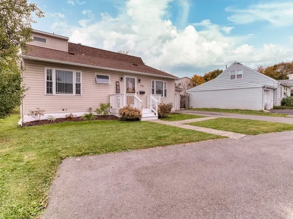 116 Lorenzo Dr, Syracuse, NY 13206