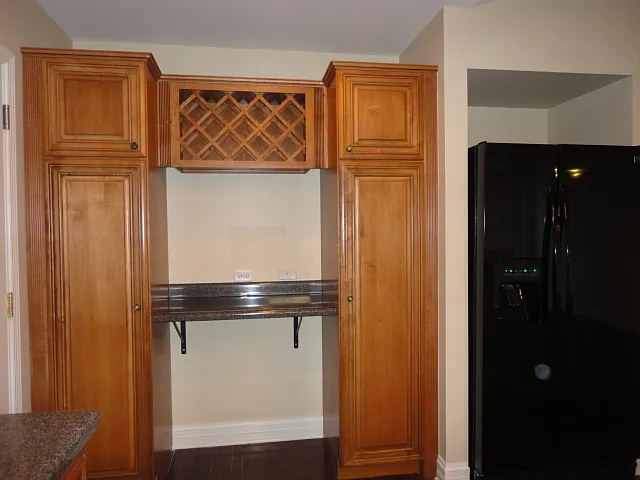 4 bed, 3.0 bath, 2070 sqft, $3,350 — Photo 3
