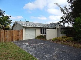 5575 SW 7th Pl, Margate, FL 33068