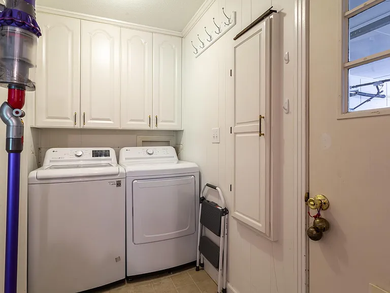 18 Windsong Pl — Photo 49