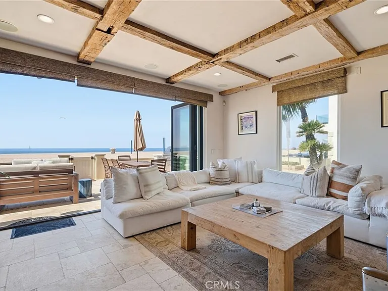3715 Seashore Dr — Photo 8