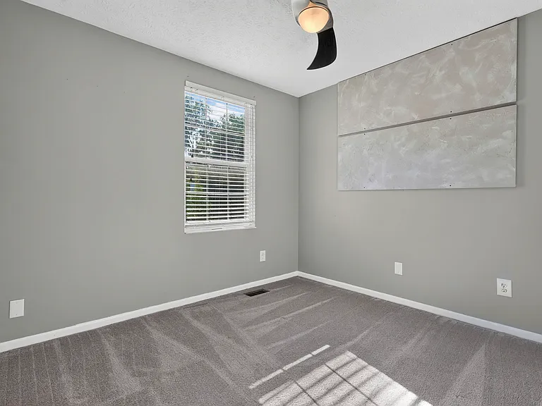 9166 Windy Creek Dr — Photo 26