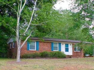 2607 Lynn Dr, Concord, NC 28025