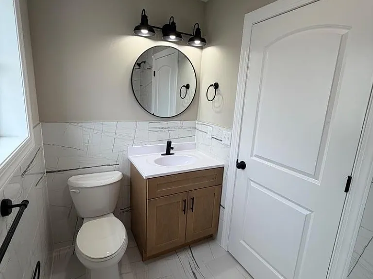 840 Martin St — Photo 11