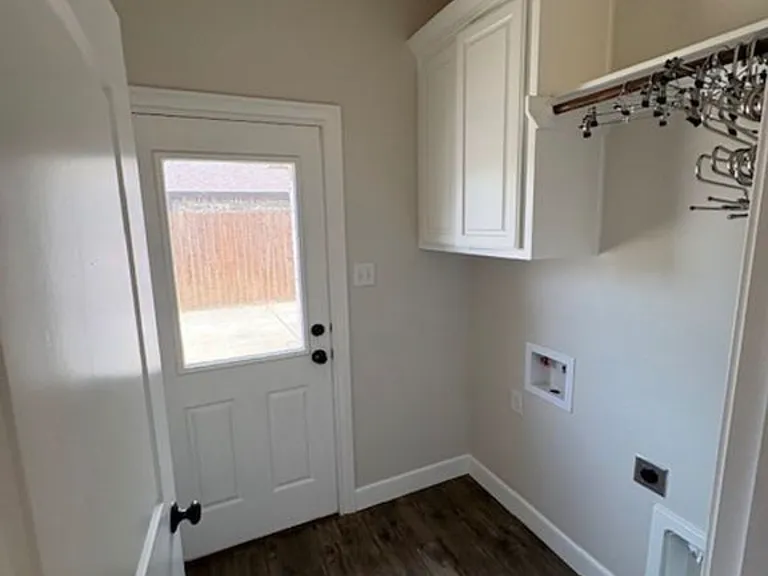 6709 Summerwood Trl — Photo 15