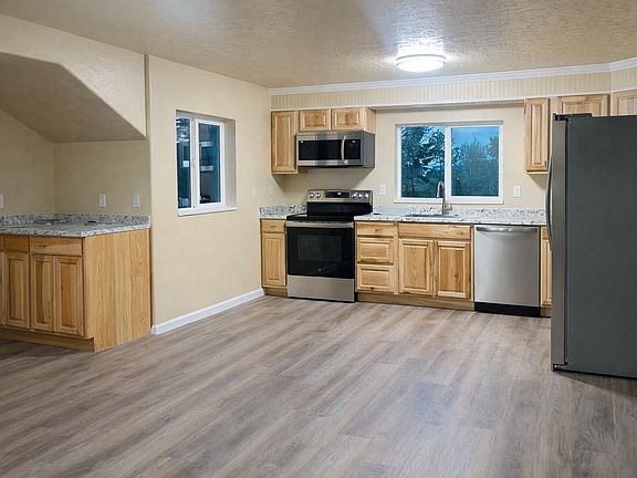 3rd image of 13275 N 4400 W