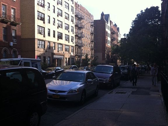 3rd image of 65 E 19th St APT 7C