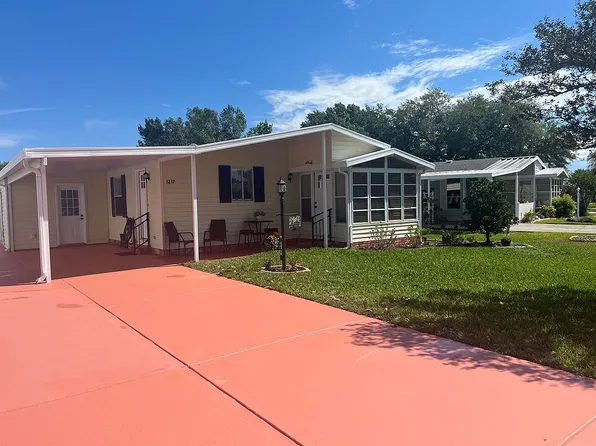 1217 Granada Ct, Lady Lake, FL 32159