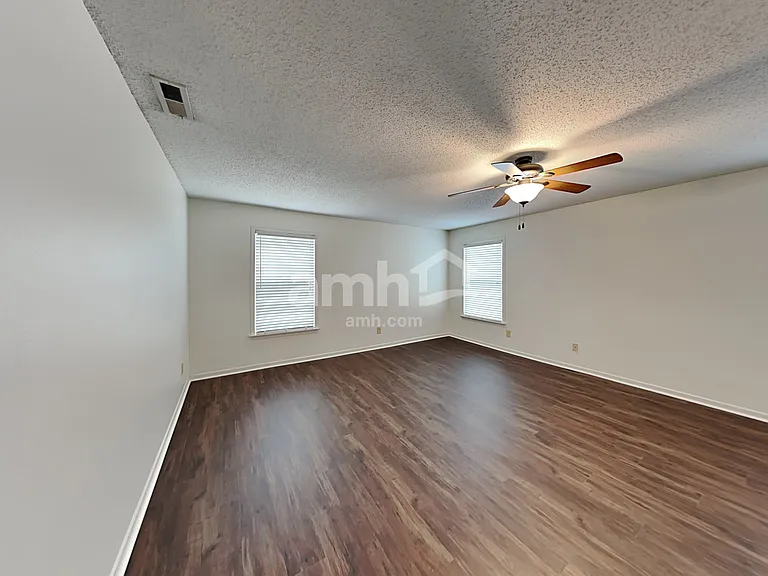 2322 Bristol Dr — Photo 14