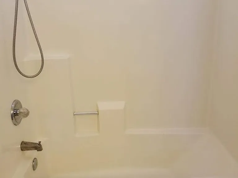 1304 Helix St #27 — Photo 7