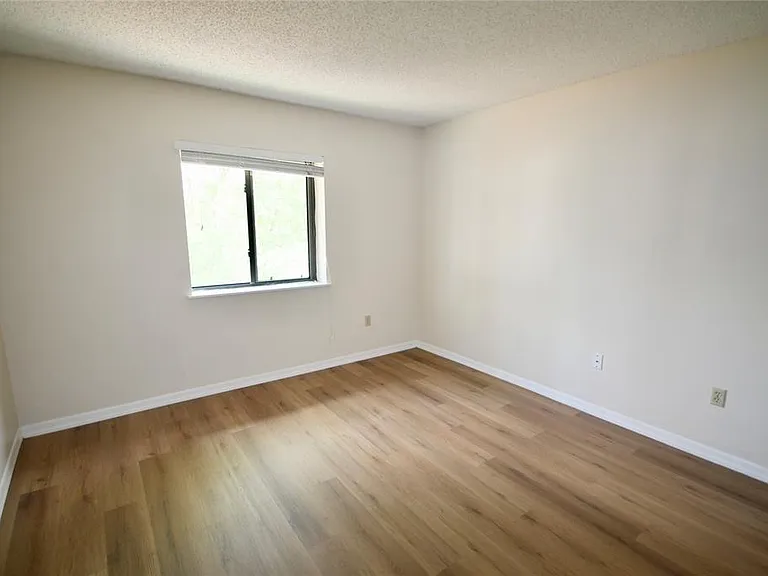 185 Waterfall Way #201 — Photo 22