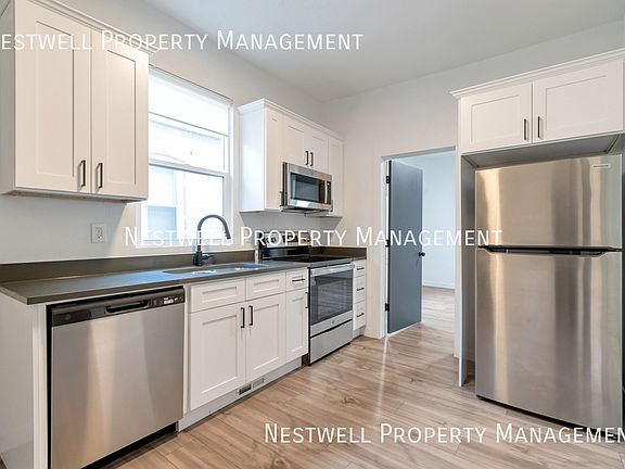 2nd image of 1044 W Euclid Ave