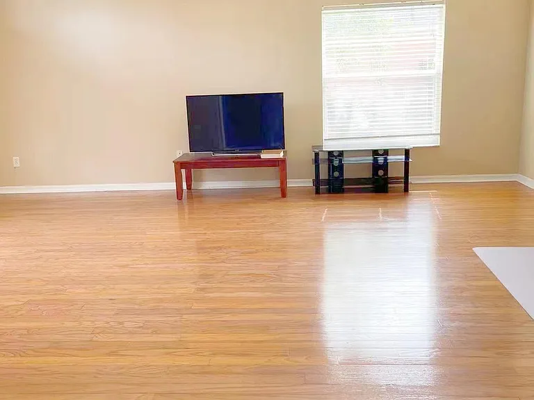 1726 Tealbriar Ave — Photo 6