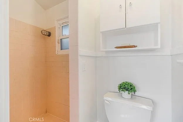 1630 Rose Villa St — Photo 20