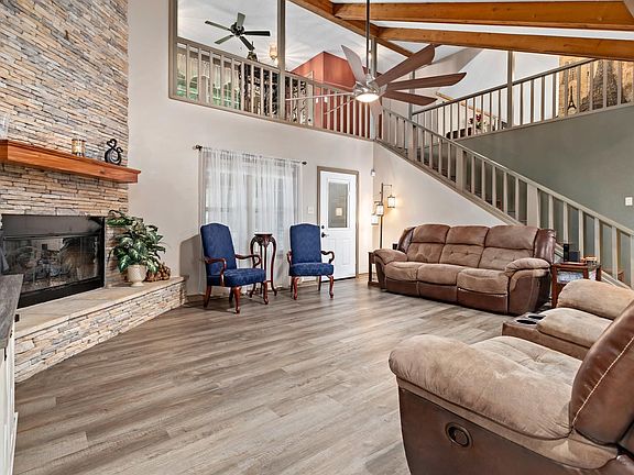 4th image of 7785 River Bend Dr
