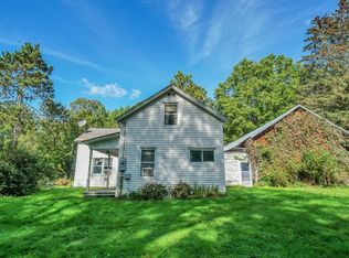 90 Maple Rd, Williston, VT 05495