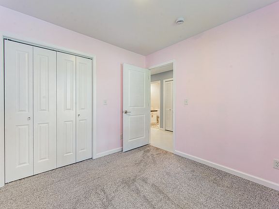 5th image of 20449 Thornapple Ln
