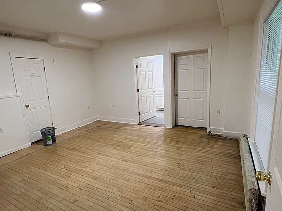 5th image of 509 Wyckoff Rd #4