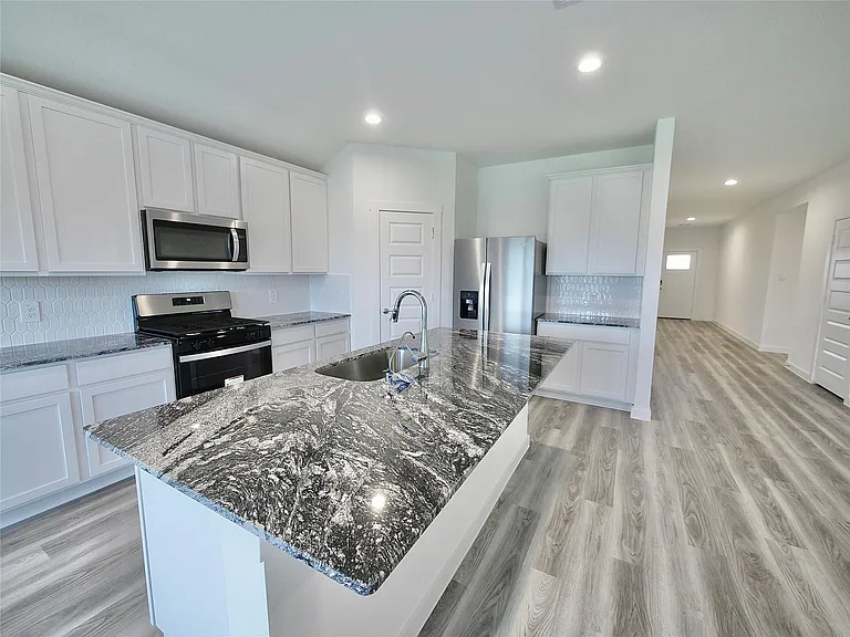 3414 Dursley Landing Ct — Photo 15