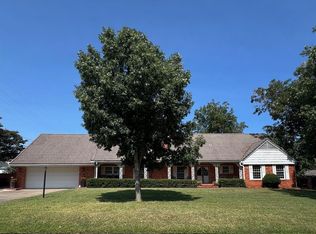 210 E Cammack St, Shawnee, OK 74804