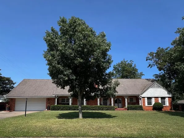 210 E Cammack St, Shawnee, OK 74804