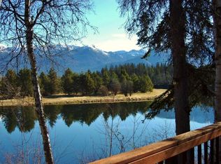 29 Meadow Ln, Bigfork, MT 59911