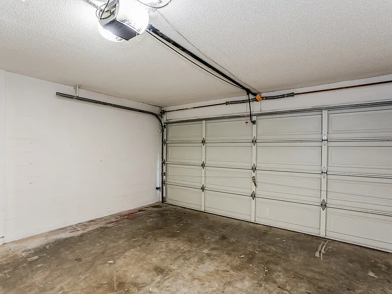2308 Kenwick Dr — Photo 14