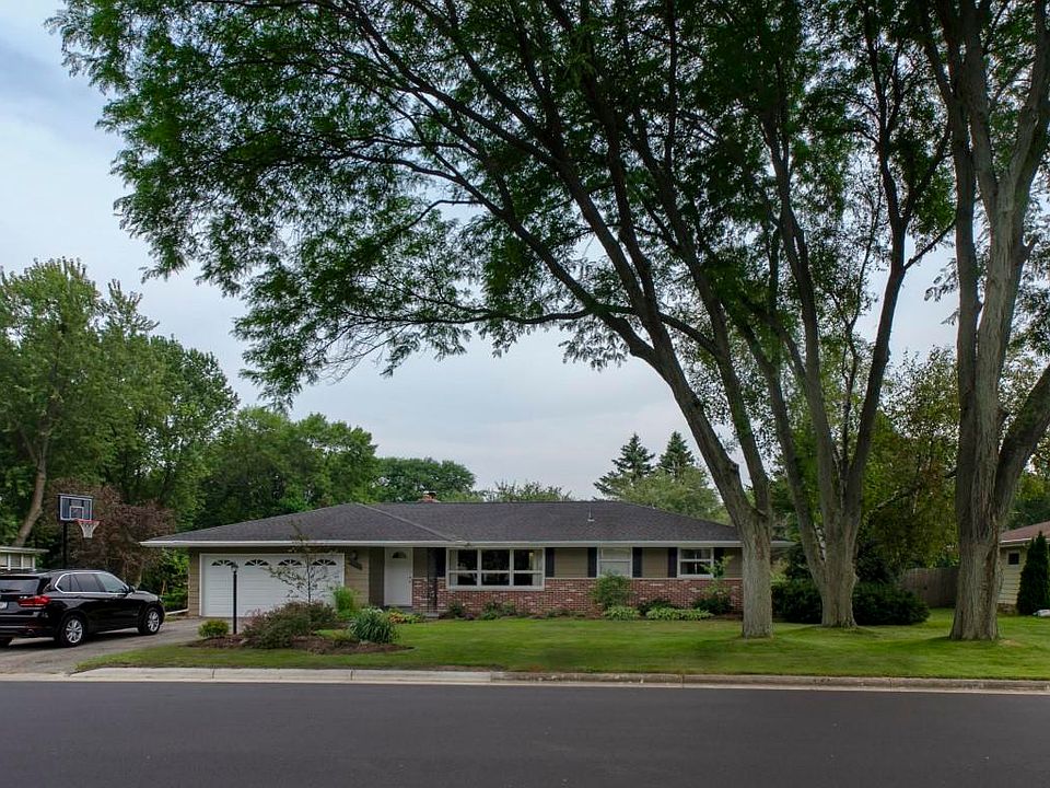 1st image of 5751 Pembroke Dr