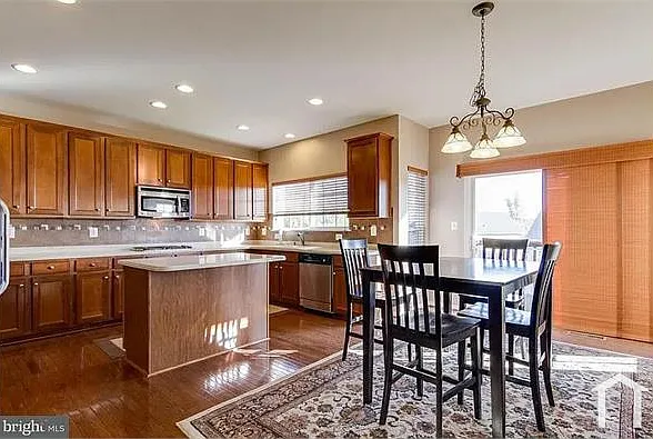 108 Carriage Hill Dr — Photo 6