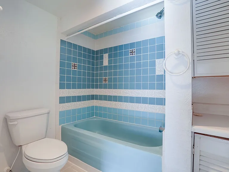 2960 Leslie Dr — Photo 12