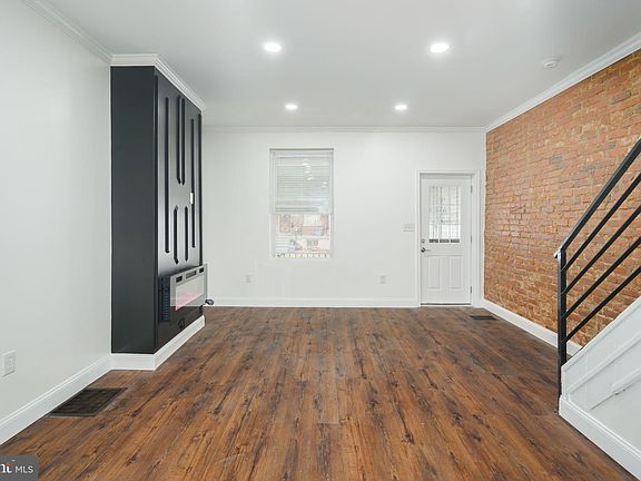 3rd image of 5951 N Norwood St