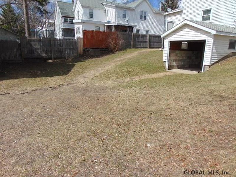 4th image of 121-123 JAMES Street