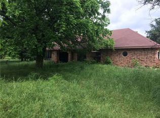 400 Faye Ln, Springtown, TX 76082